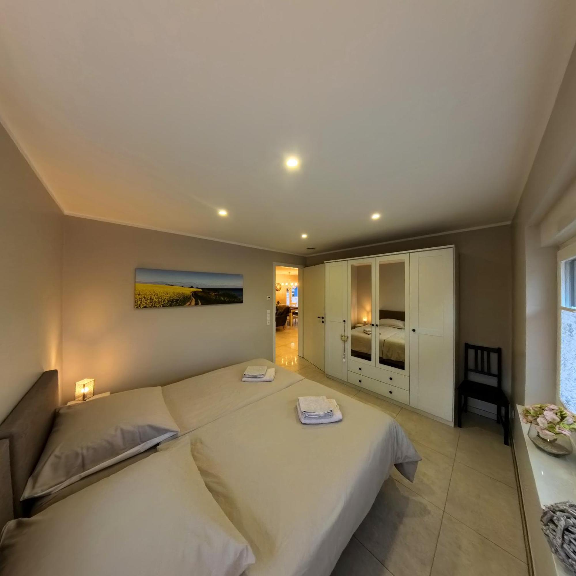 Eine Sehr Gemuetliche Erdgeschoss Wohnung Ihlow  エクステリア 写真