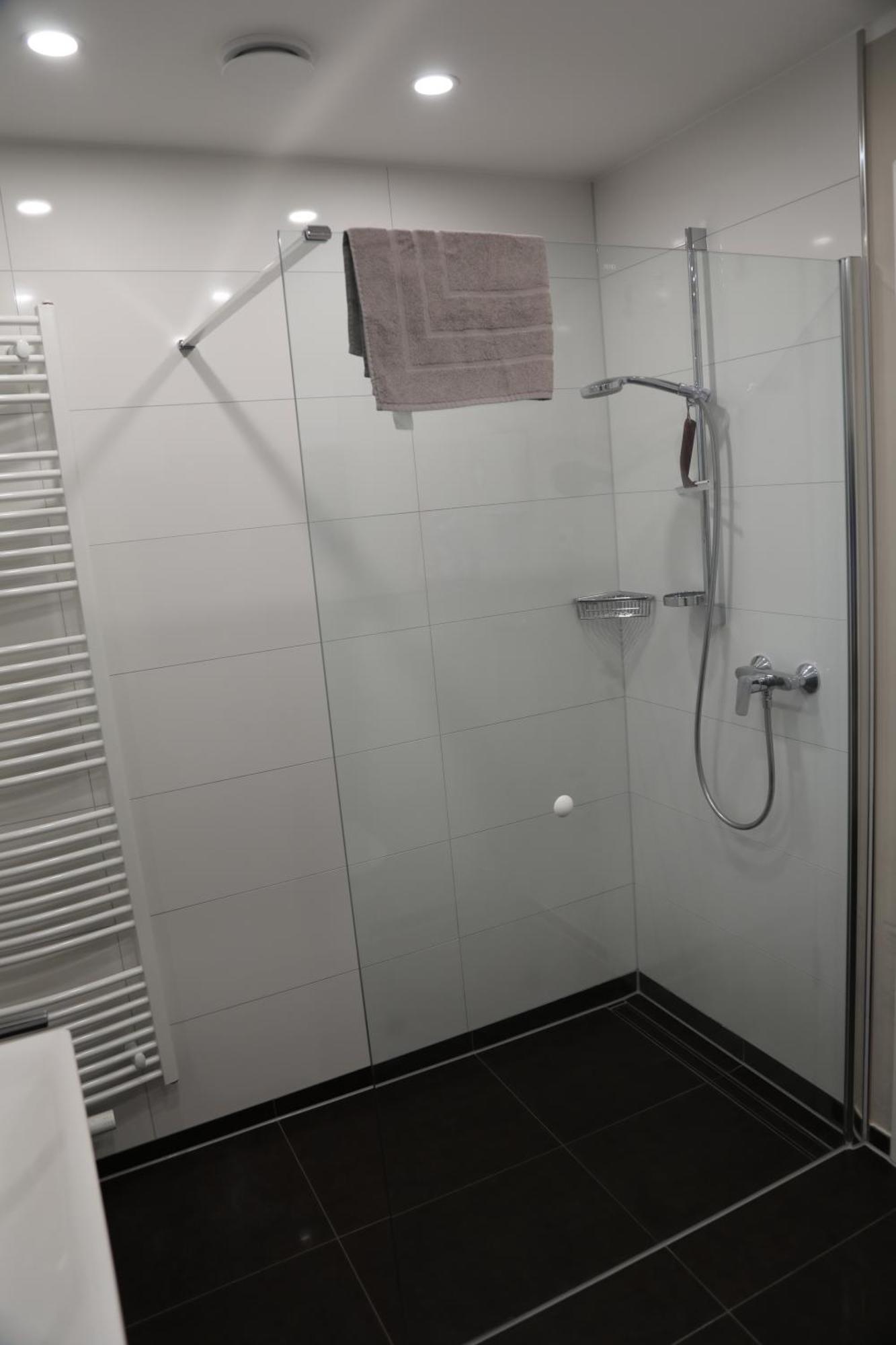 Eine Sehr Gemuetliche Erdgeschoss Wohnung Ihlow  エクステリア 写真